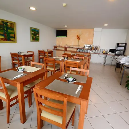 ホテル Sao Sebastiao De 3*