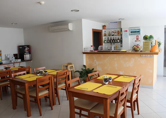 Sao Sebastiao De ホテル 3*