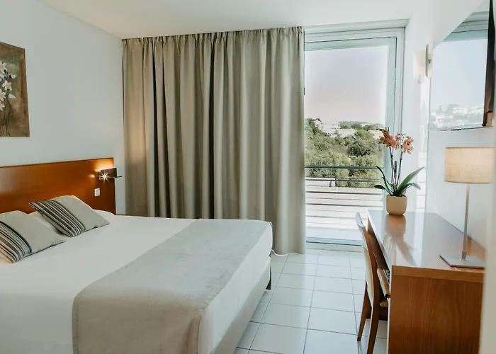 ホテル Sao Sebastiao De ボリケイメ