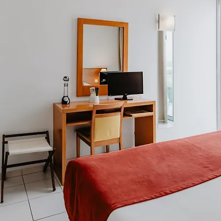 ホテル Sao Sebastiao De ボリケイメ